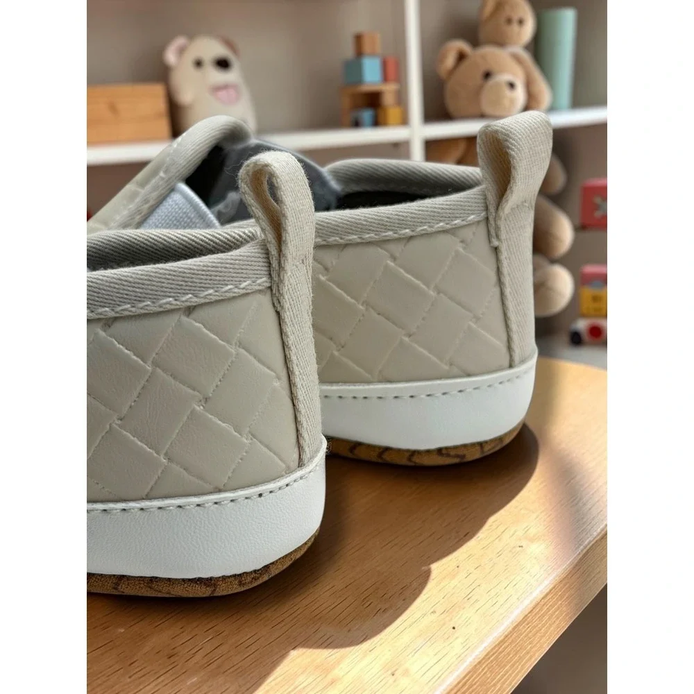 Unbranded Woven Faux Leather Slip On Loafer Baby Shoes Cream Size 3 Infant